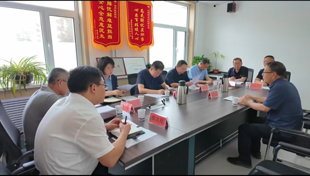 宁文鑫深入区信访局调研并接待来访群众